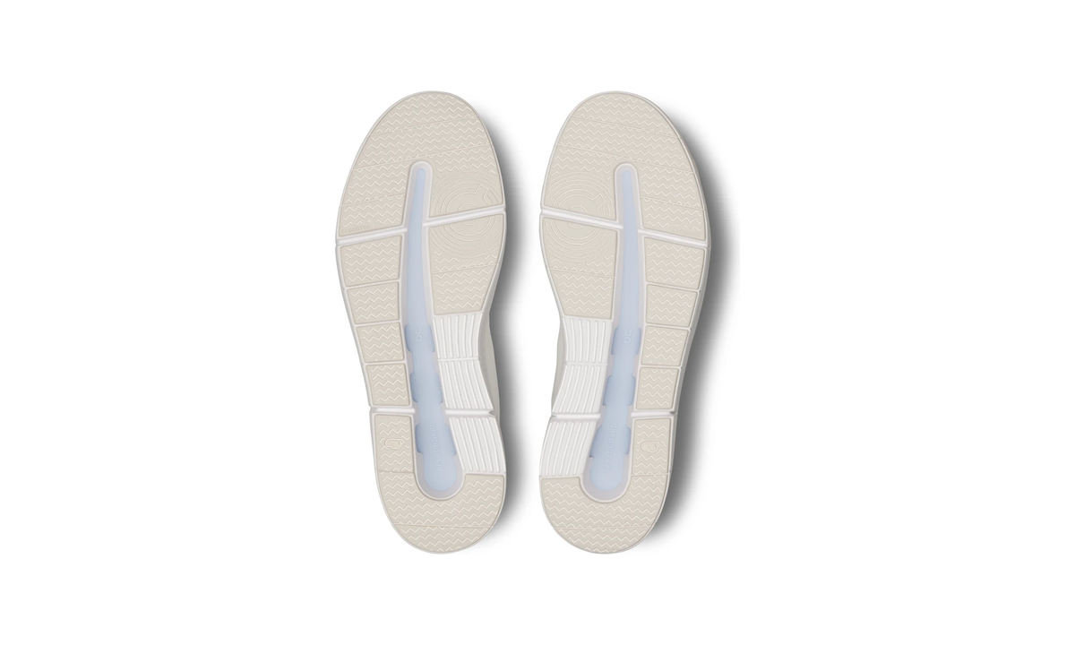 On The Roger Advantage White Fossil (Women's)