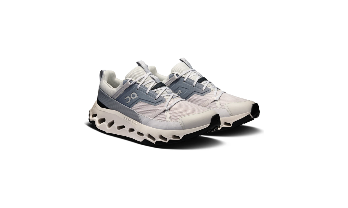 Cloudhorizon 1 W Wolf | Rock