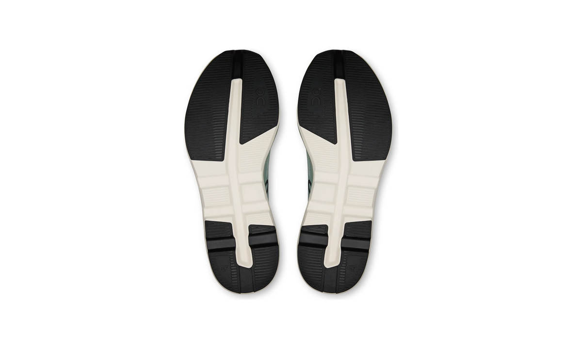 Cloudzone 1 M Mineral | Black