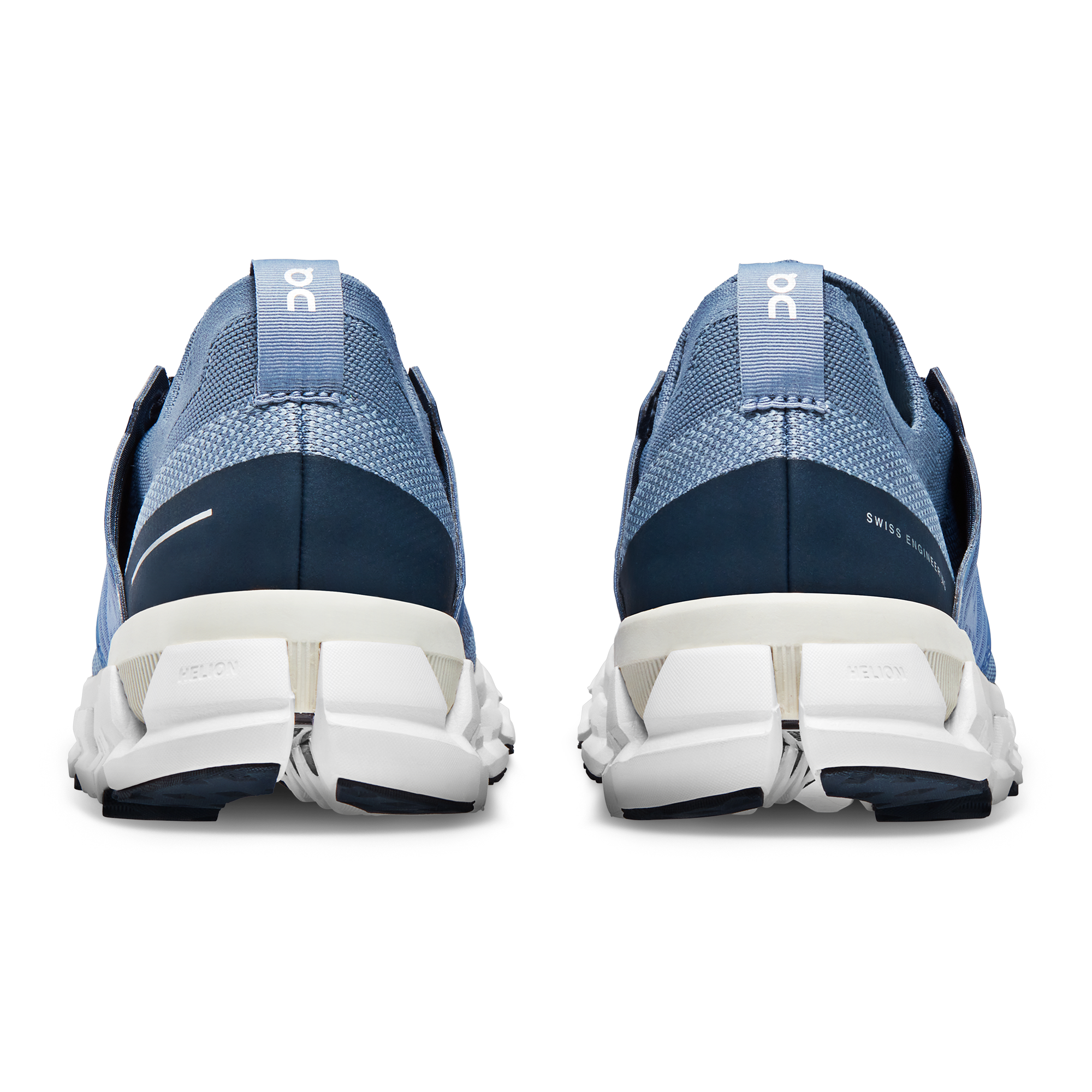 Cloudswift Metal | White W