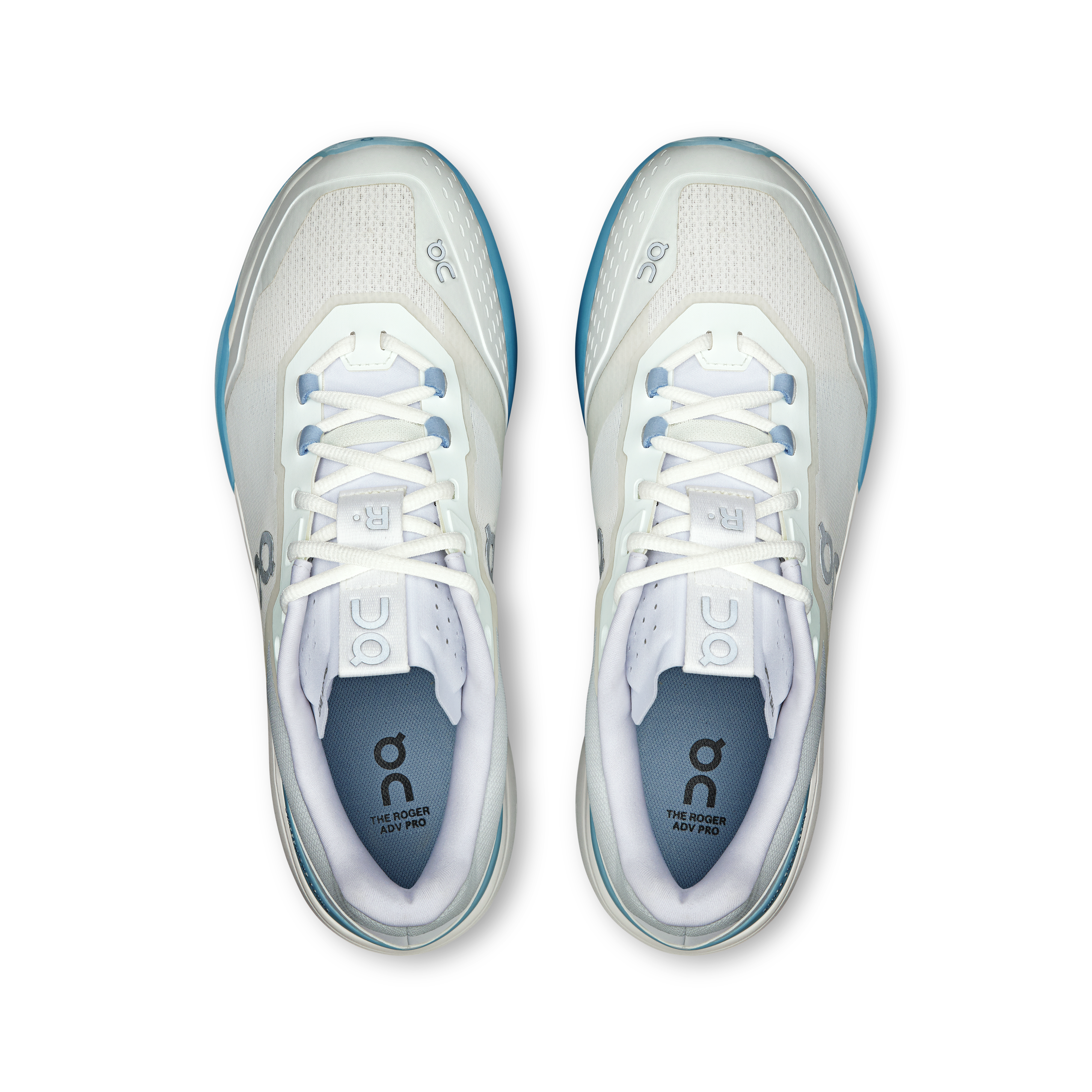 On The Roger Advantage Pro White Chambray