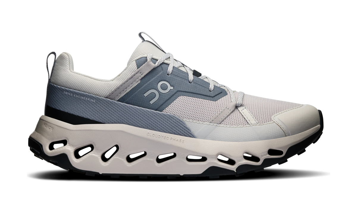 Cloudhorizon 1 W Wolf | Rock
