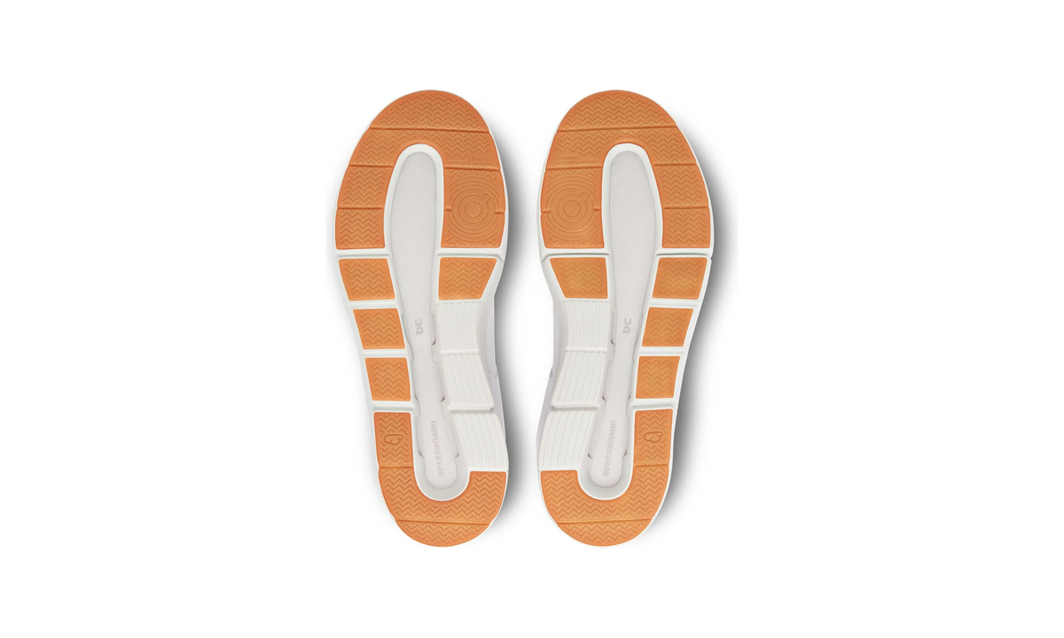 THE ROGER Clubhouse Mid White | Sand W