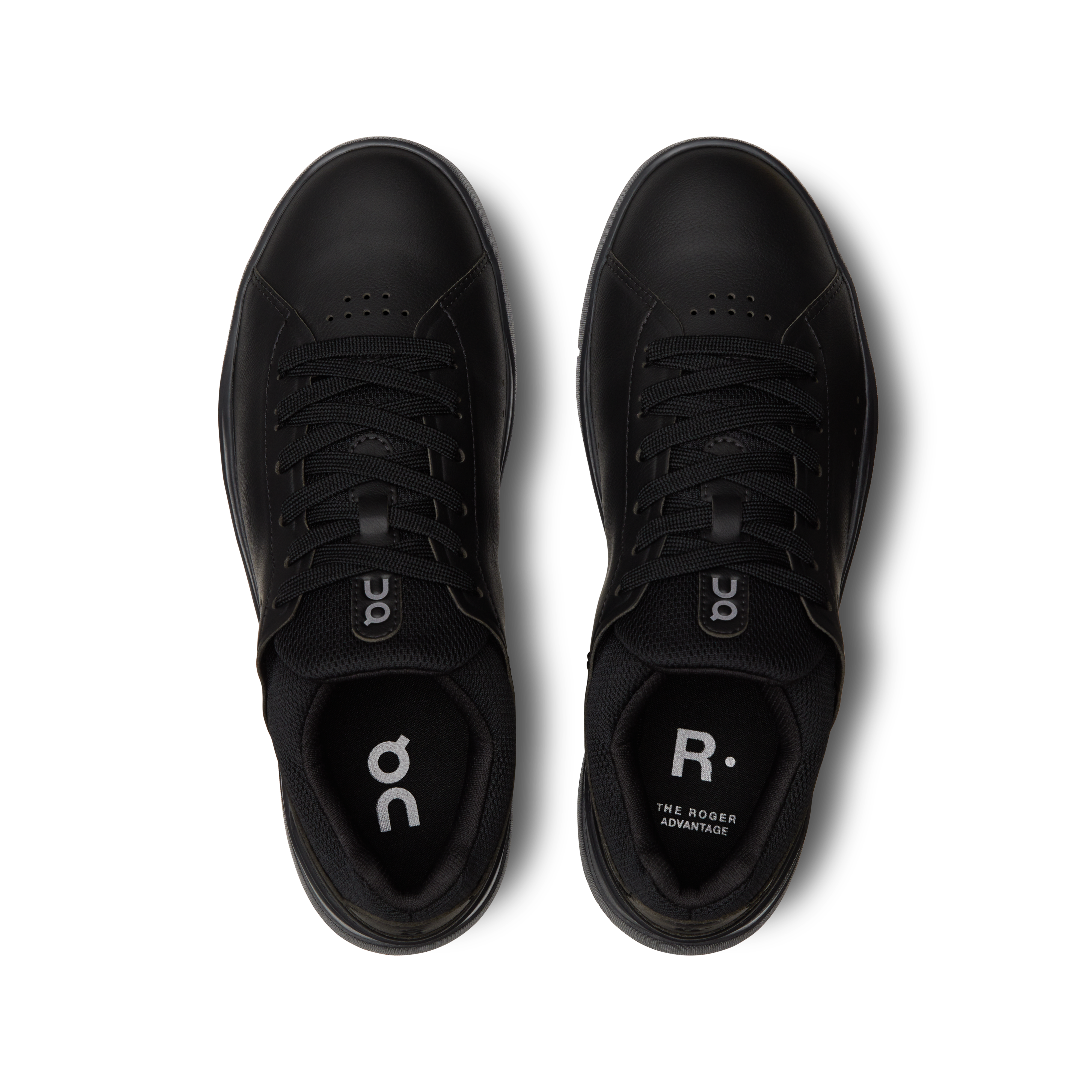 On The Roger Advantage All Black (Women's)