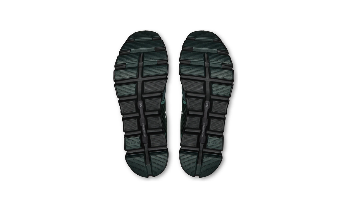 On Running Cloud 6 Evergreen Black