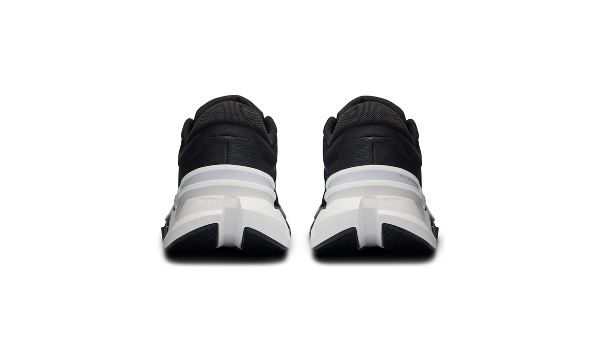 Cloudflyer 5 M Black | White