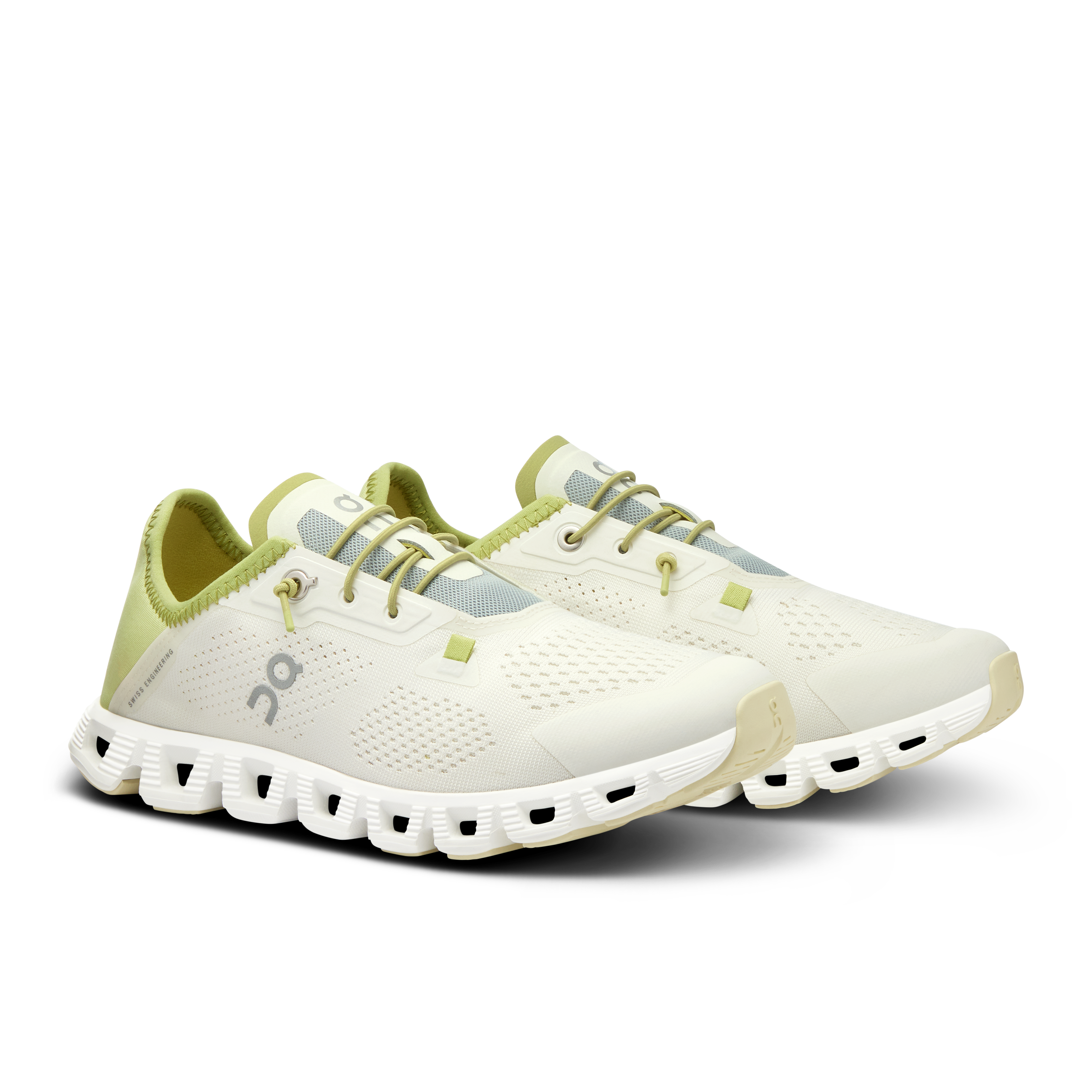 ON Wmns Cloud 5 Coast 'Ivory Acacia'
