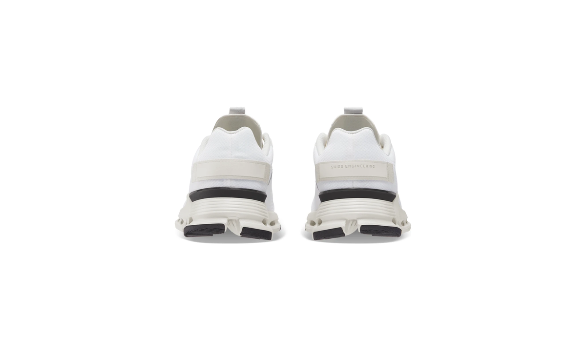 On Running Cloudnova Form White Eclipse (Women's)