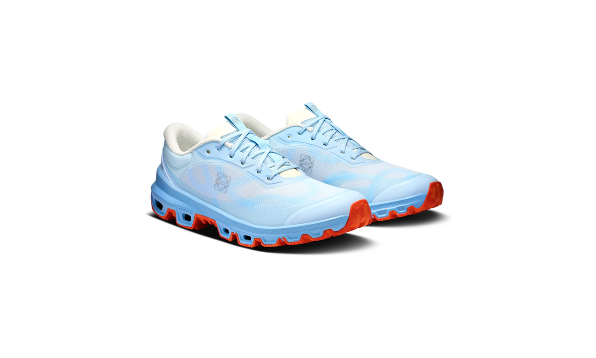 On Running Cloudventure 2 LOEWE Blue Red White