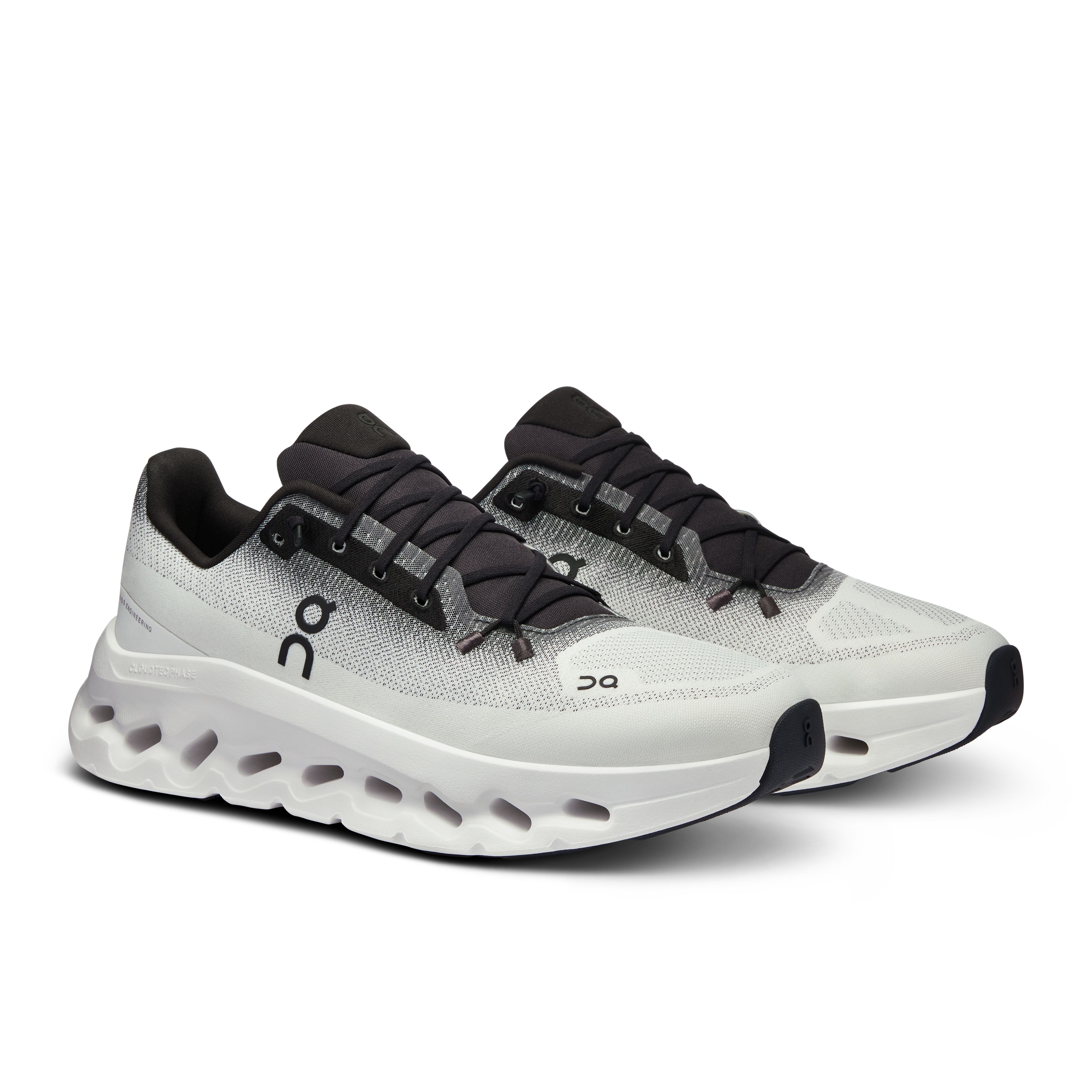 Cloudtilt 1 M Black | Ivory