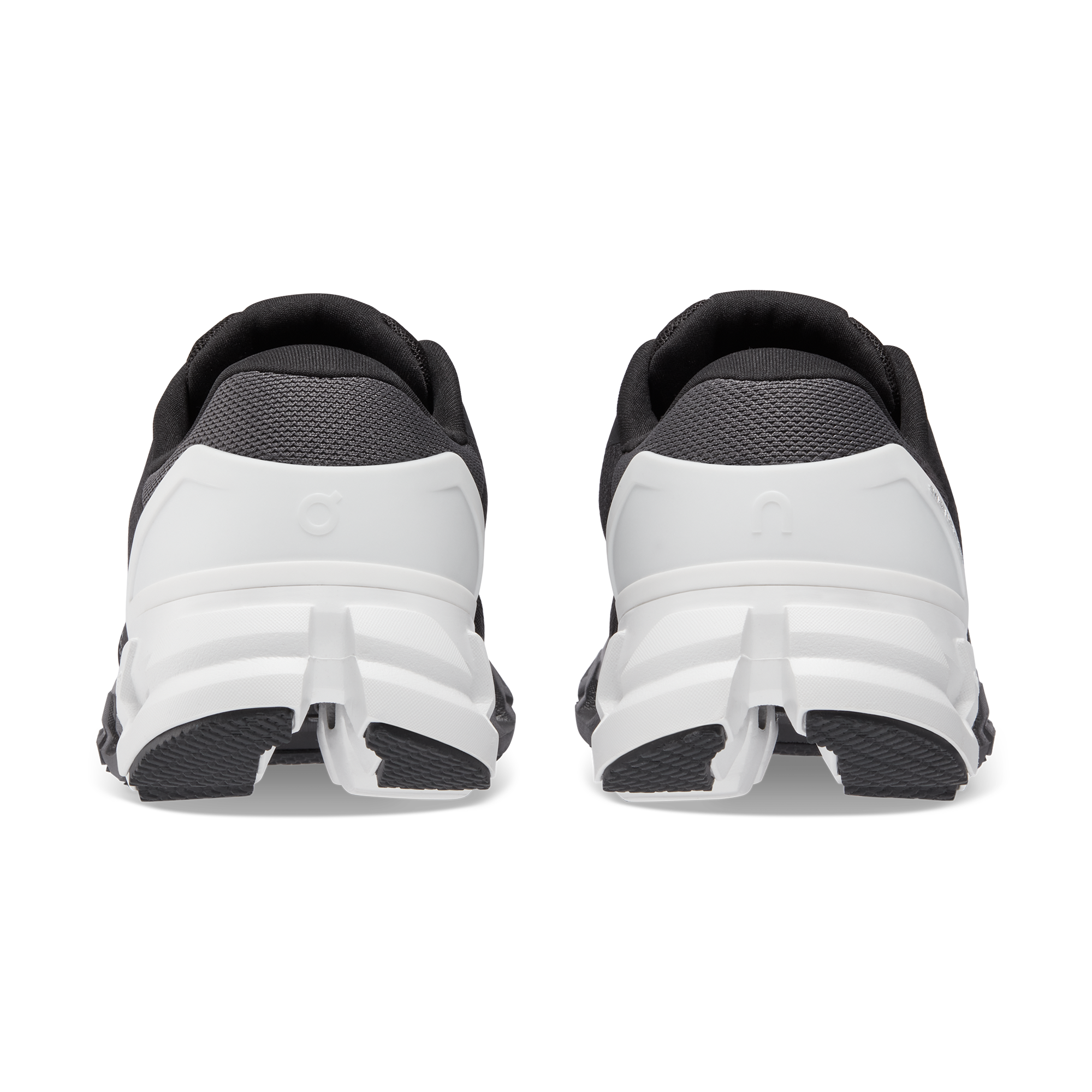 Cloudflyer 4 Wide Black | White W