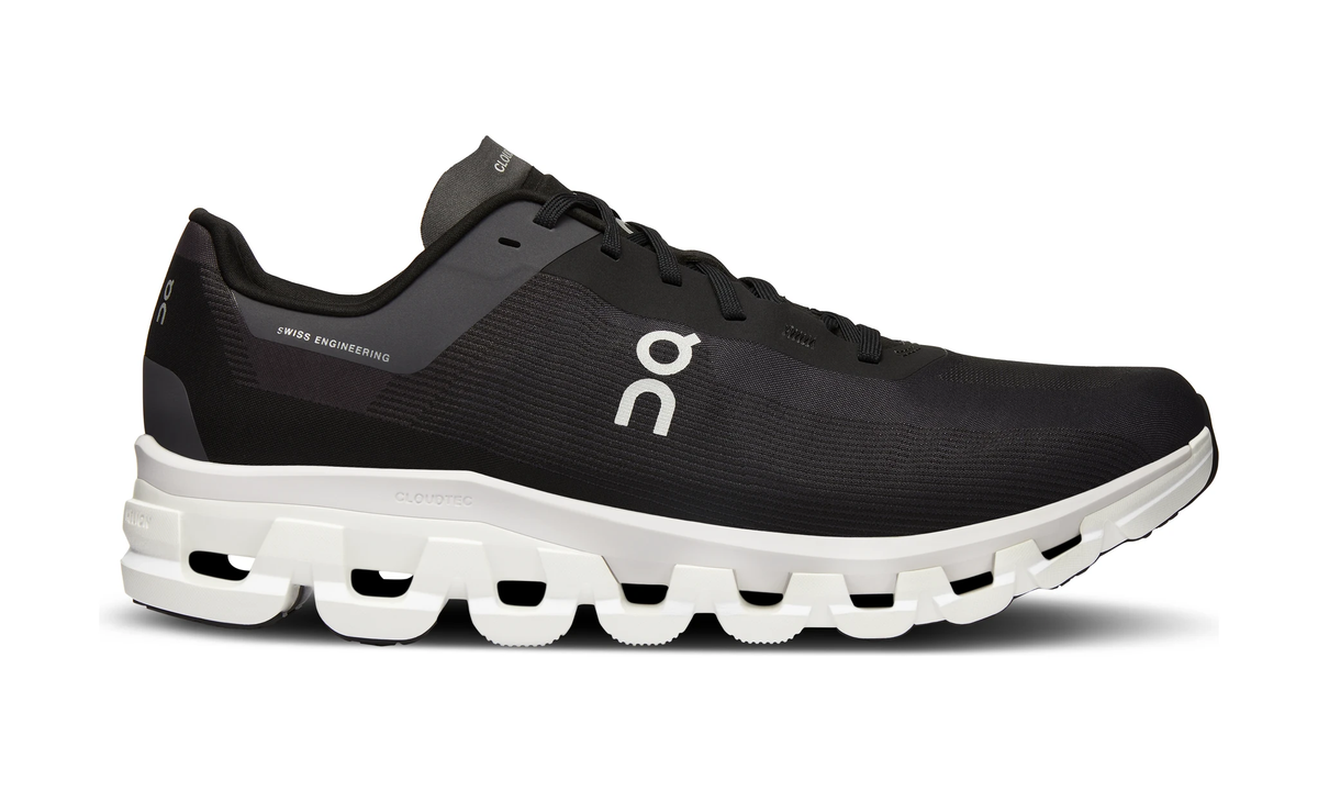 Cloudflow 4 Black | White M