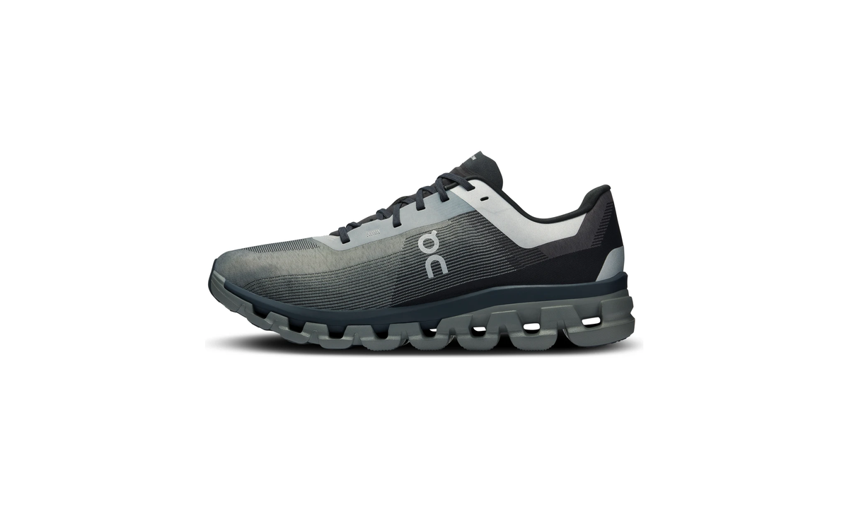 On Running Cloudflow 4 Pearl Black