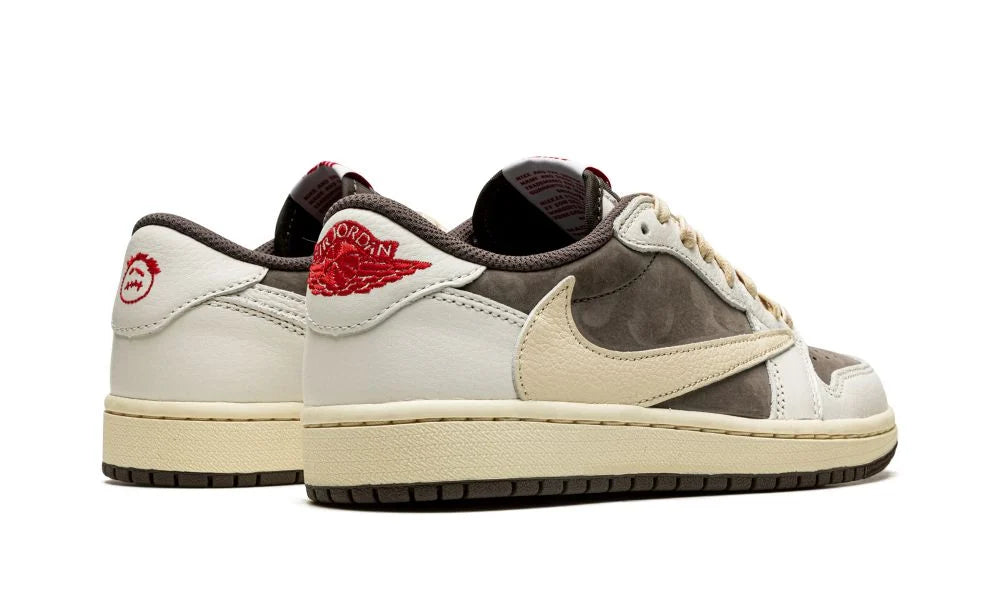 Air Jordan 1 Low Retro OG x Travis Scott Reverse Mocha