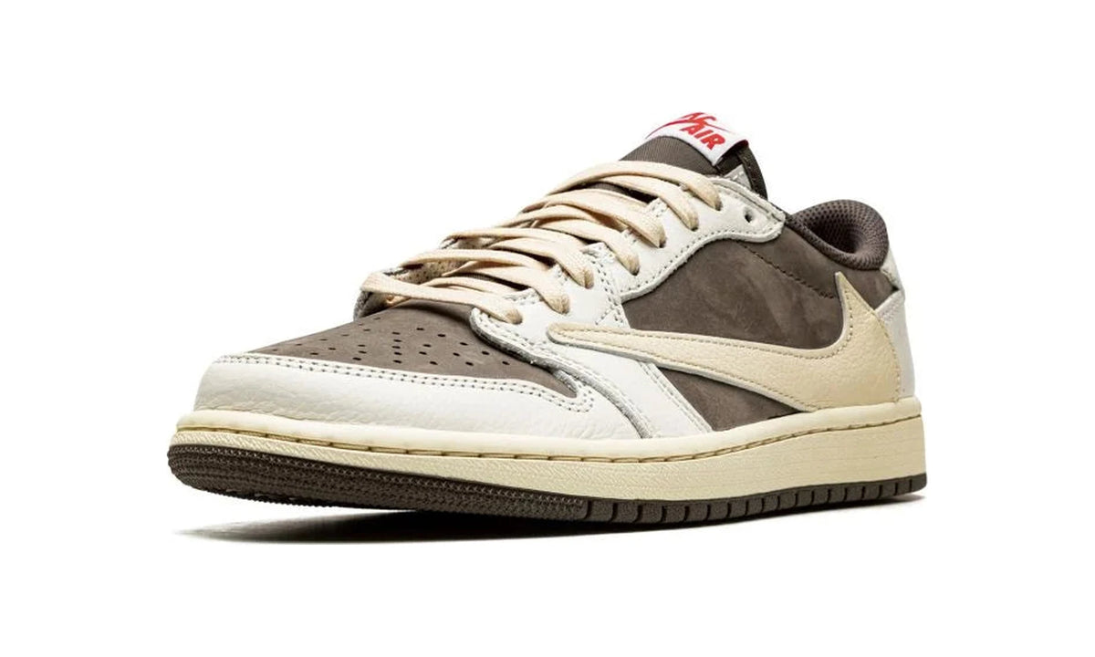Air Jordan 1 Low Retro OG x Travis Scott Reverse Mocha