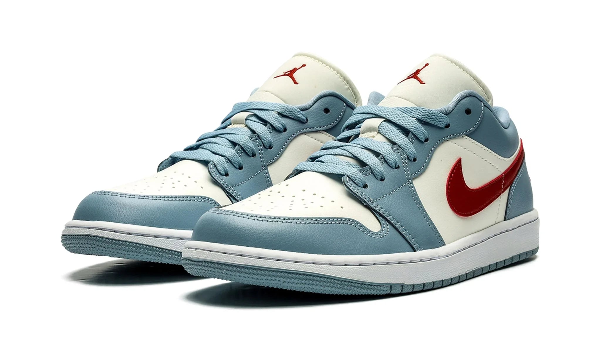 Air Jordan 1 Low Wmns "Blue Whisper"