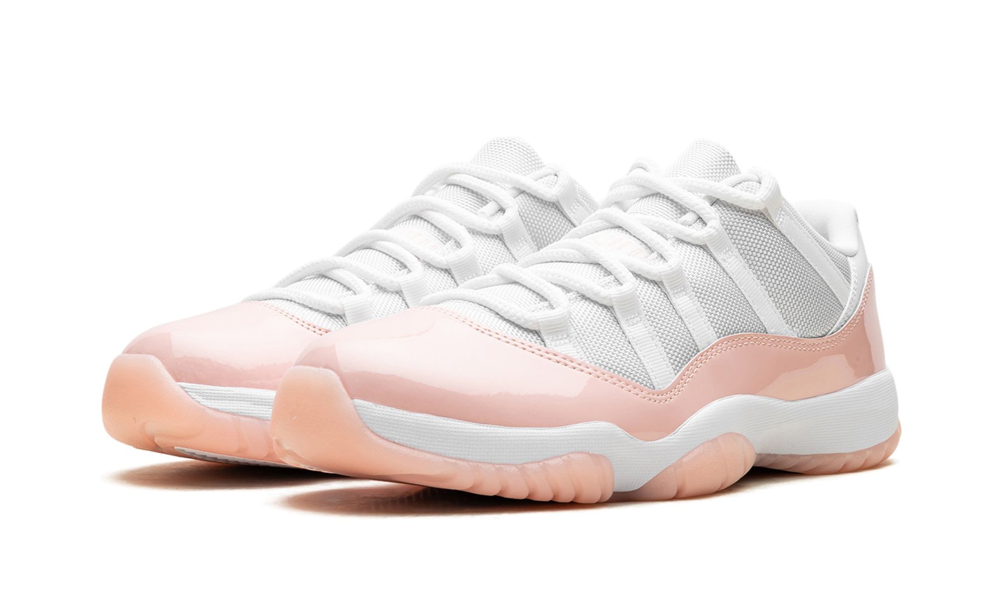 Wmns Air Jordan 11 Retro Low 'Legend Pink'