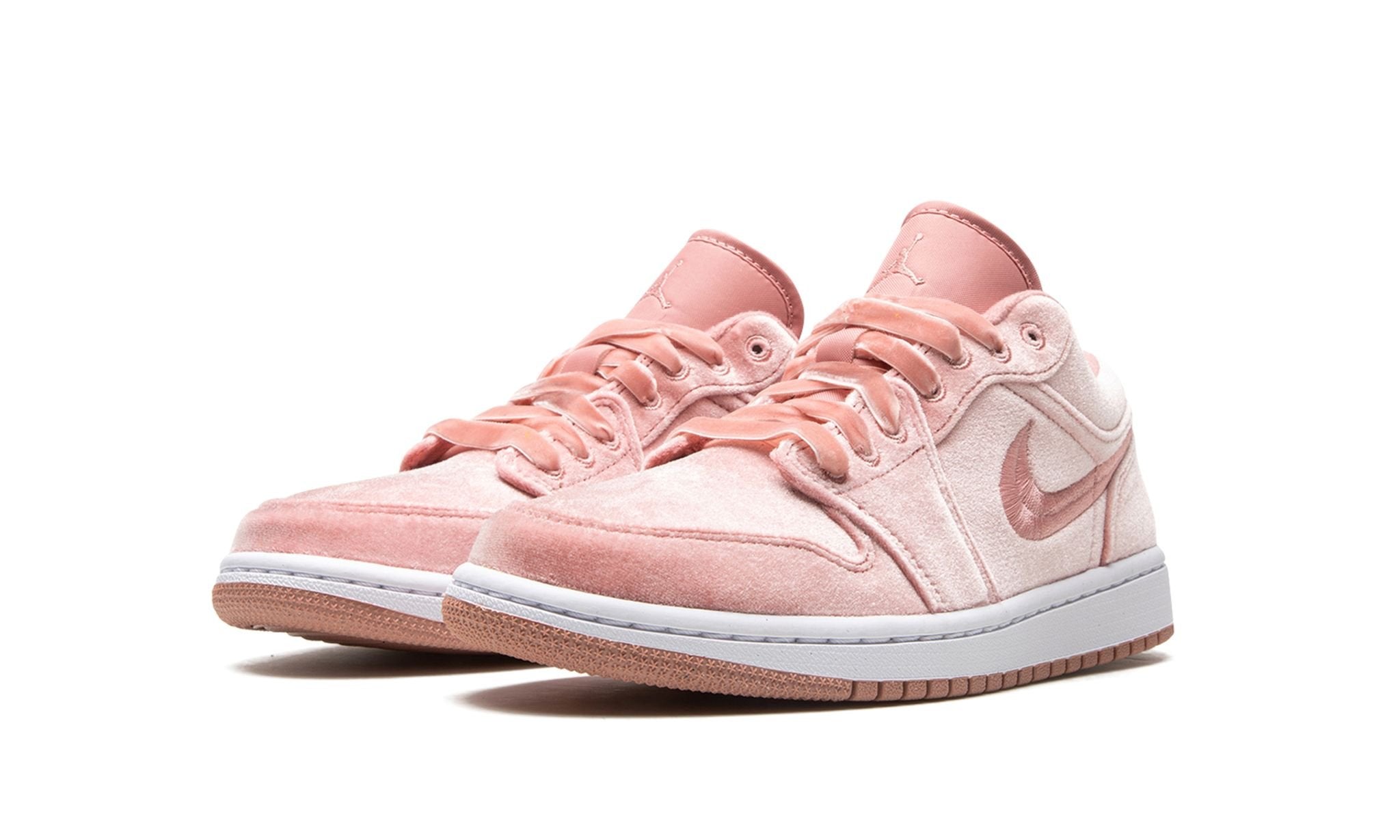 Wmns Air Jordan 1 Low SE Pink Velvet