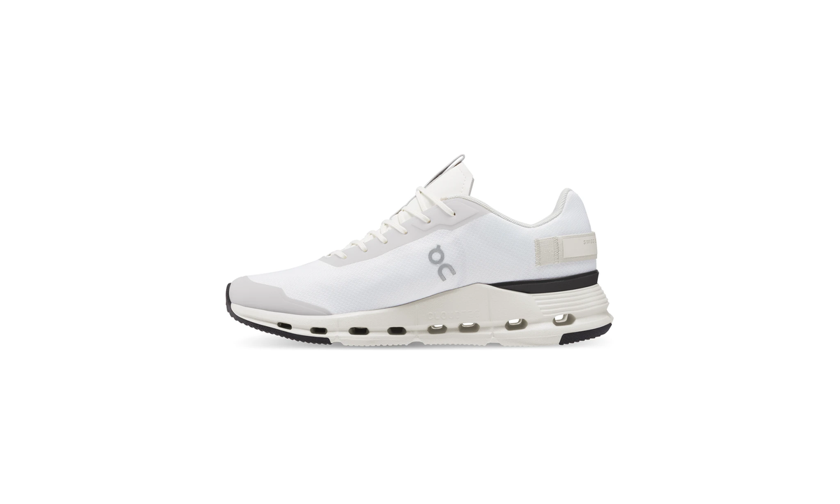 On Running Cloudnova Form White Eclipse (Women's)