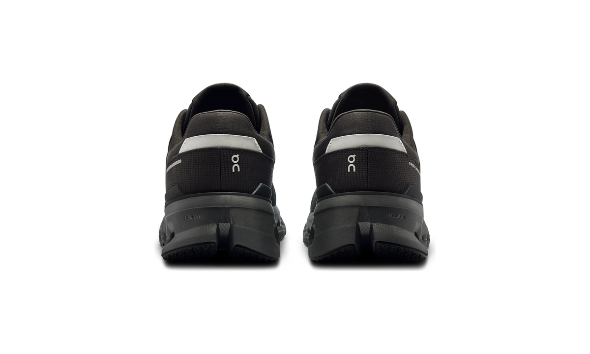 Cloudrunner 2 Waterproof W Magnet | Black
