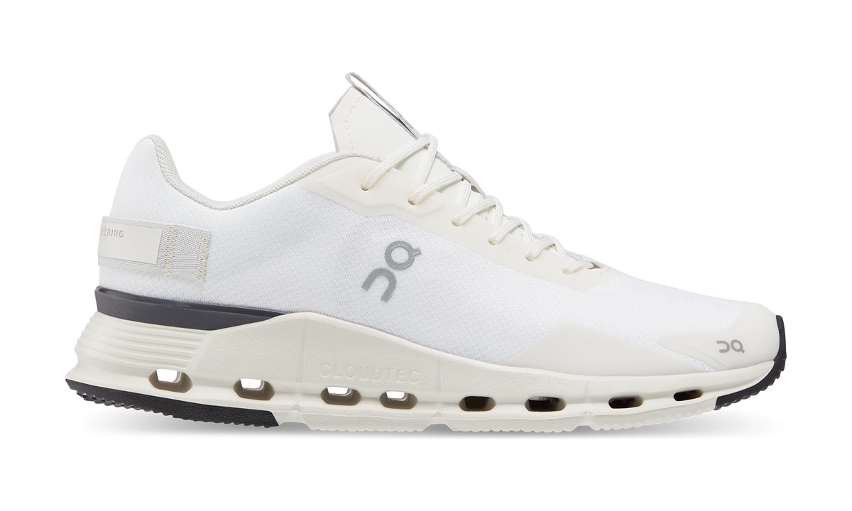 On Running Cloudnova Form White Eclipse (Women's)