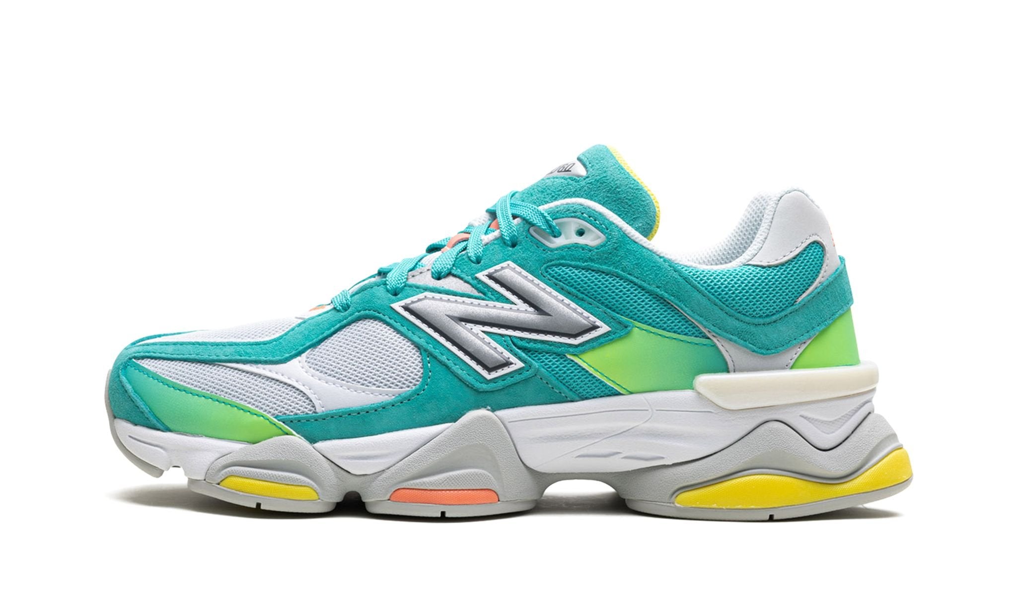 9060 'Cyan Burst' DTLR Exclusive