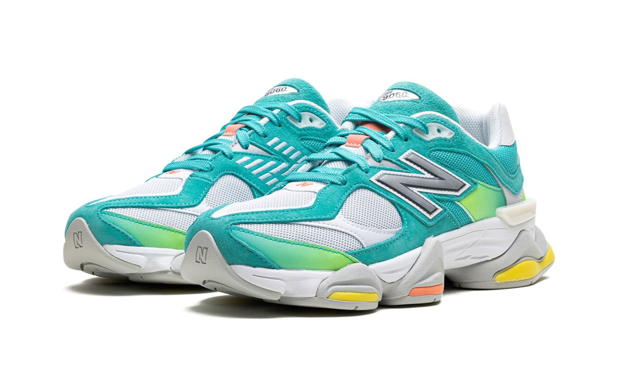 9060 'Cyan Burst' DTLR Exclusive