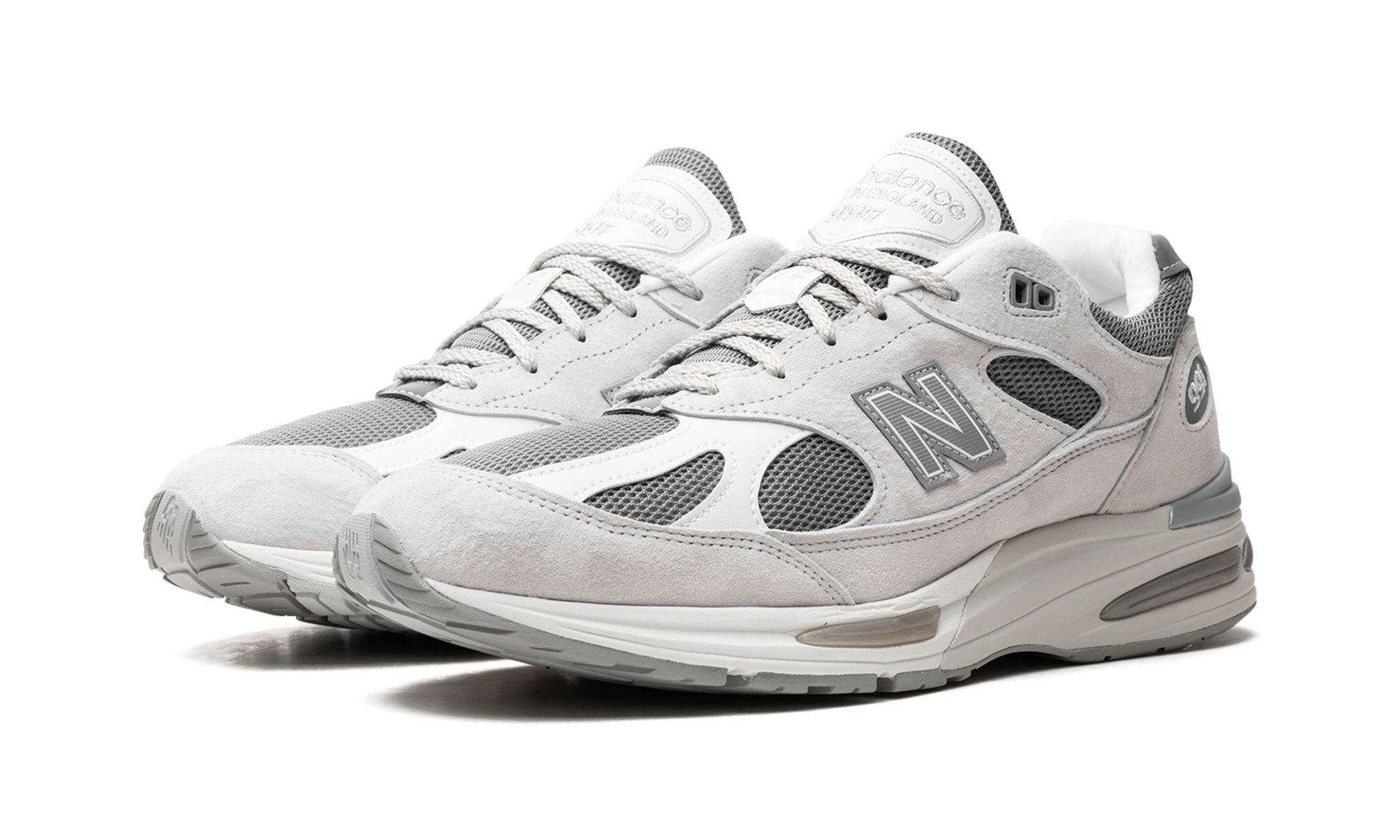 991v2 Made in England 'Nimbus Cloud'