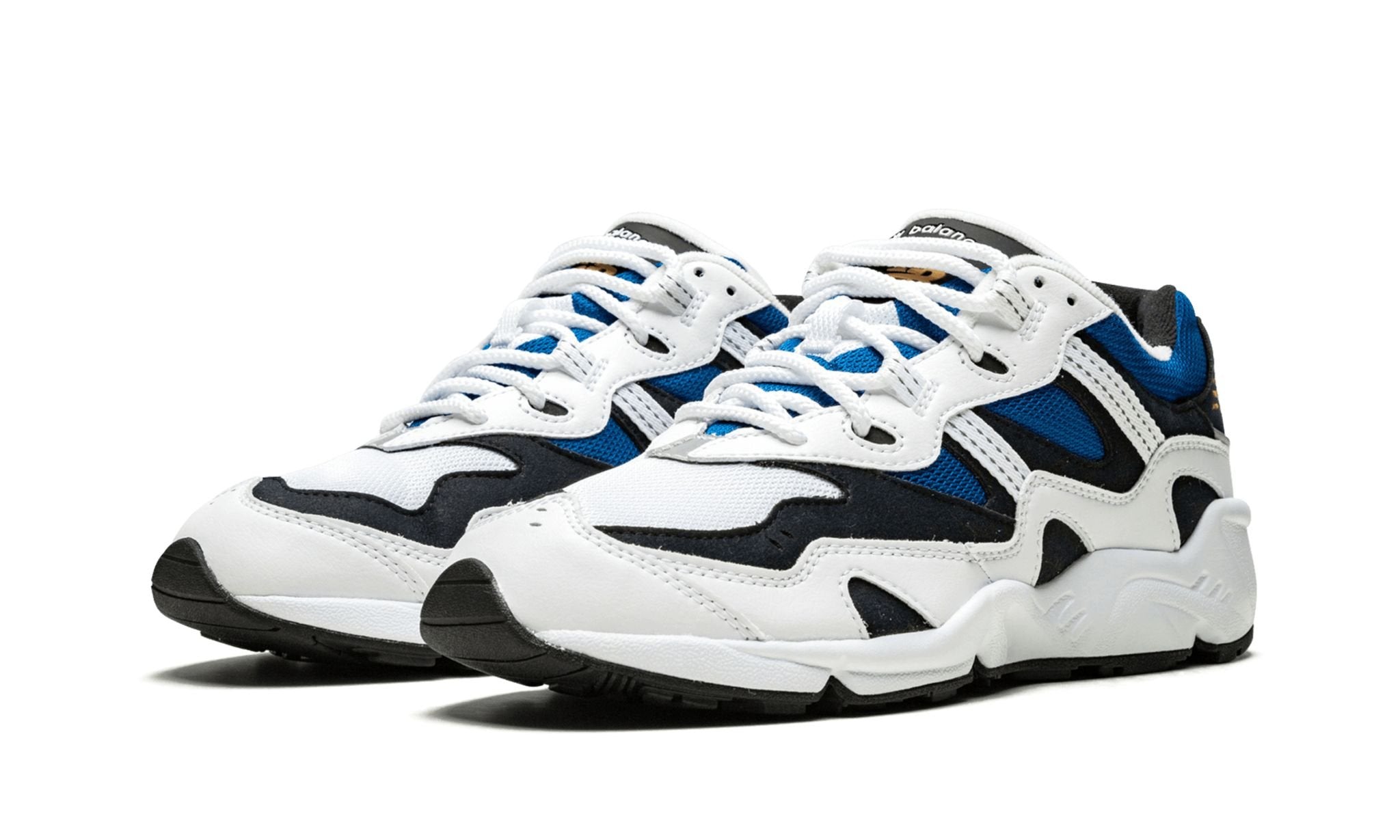 850 'White Blue'