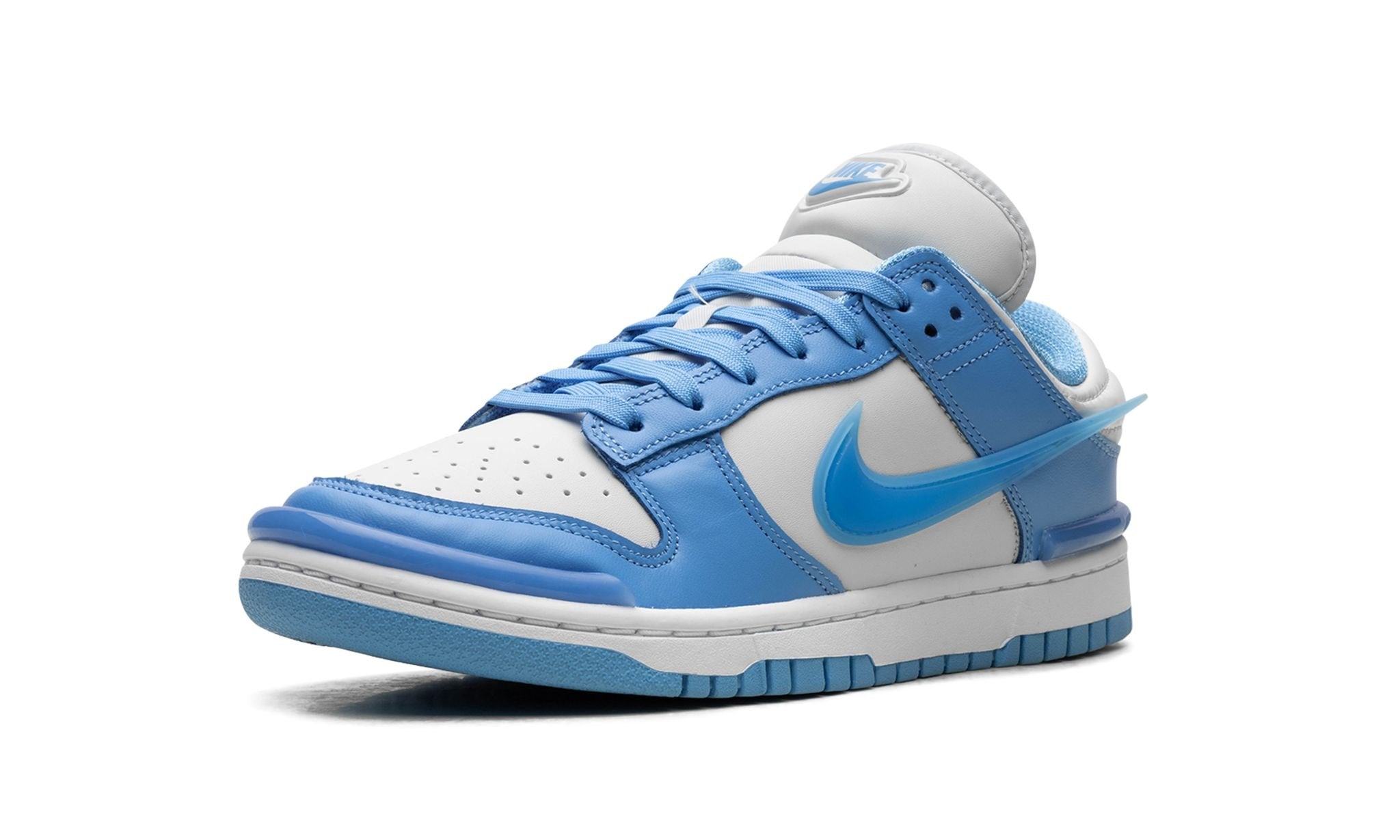 Wmns Dunk Low Twist 'University Blue'