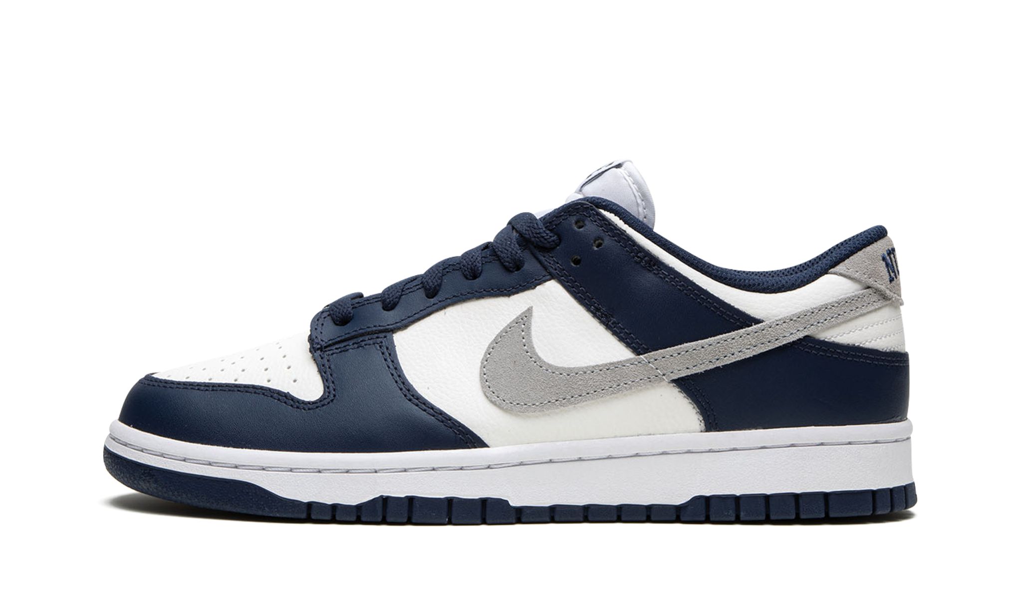 Dunk Low Summit White Midnight Navy