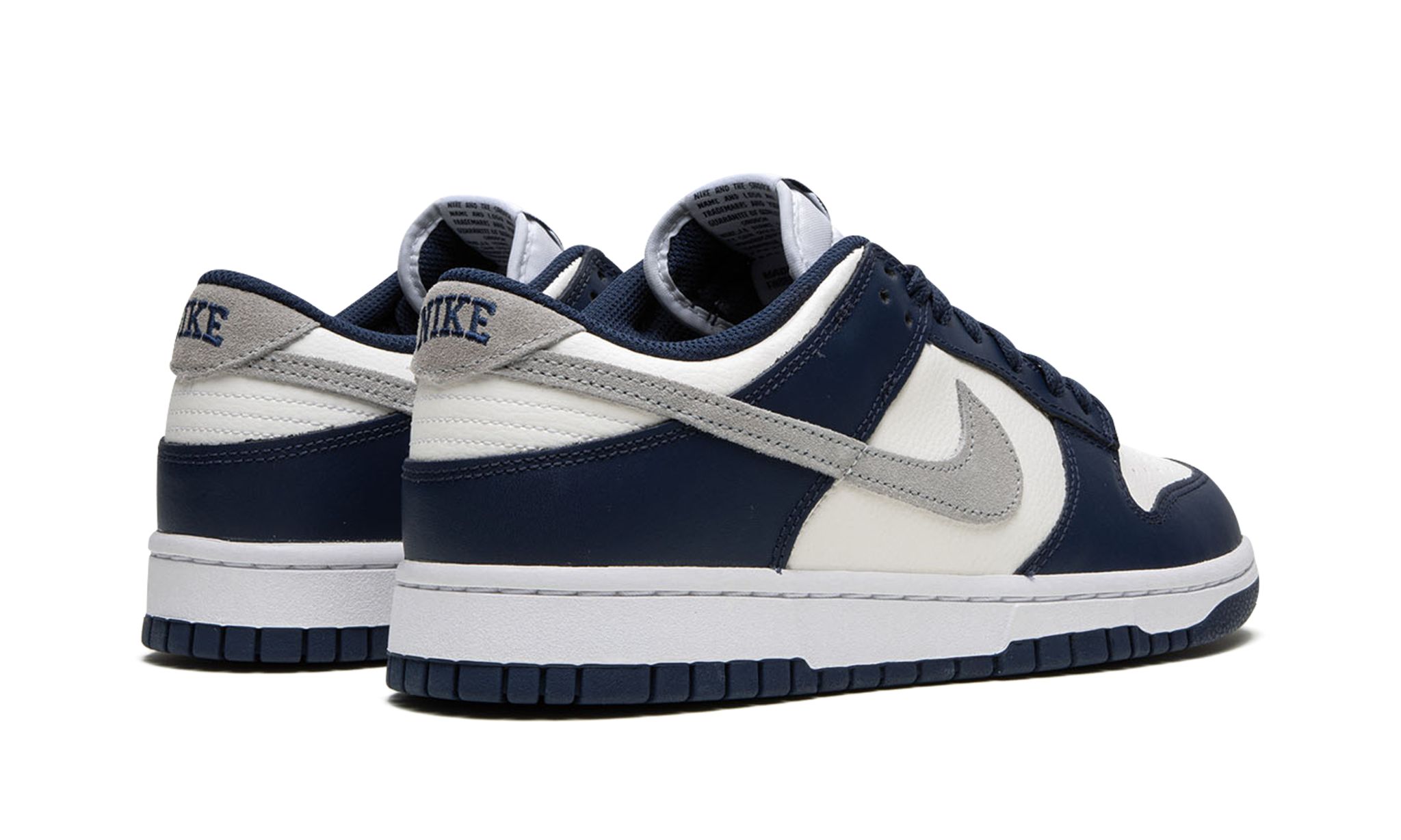 Dunk Low Summit White Midnight Navy