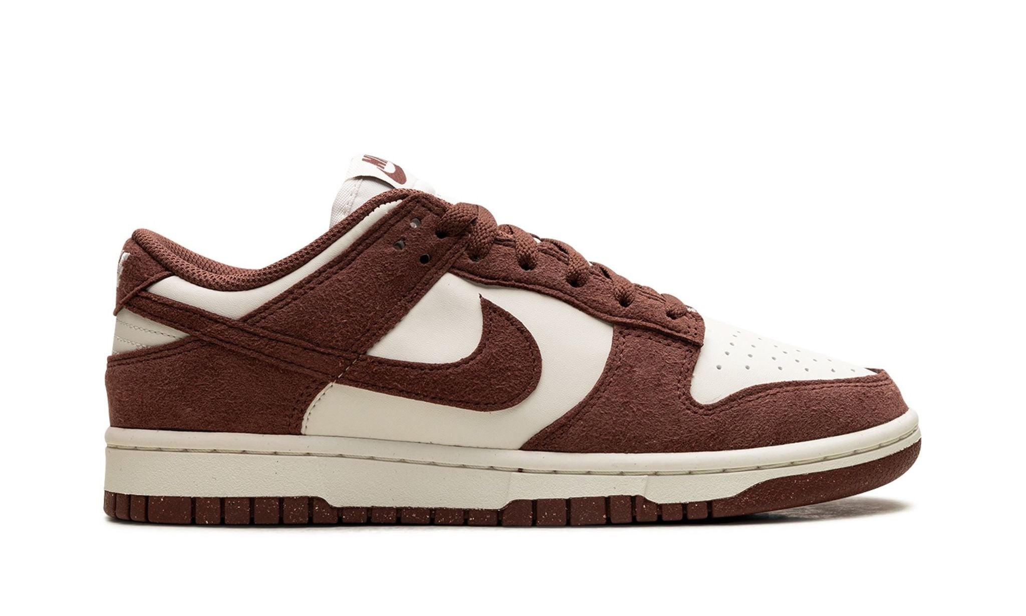 Wmns Dunk Low Next Nature 'Red Sepia'