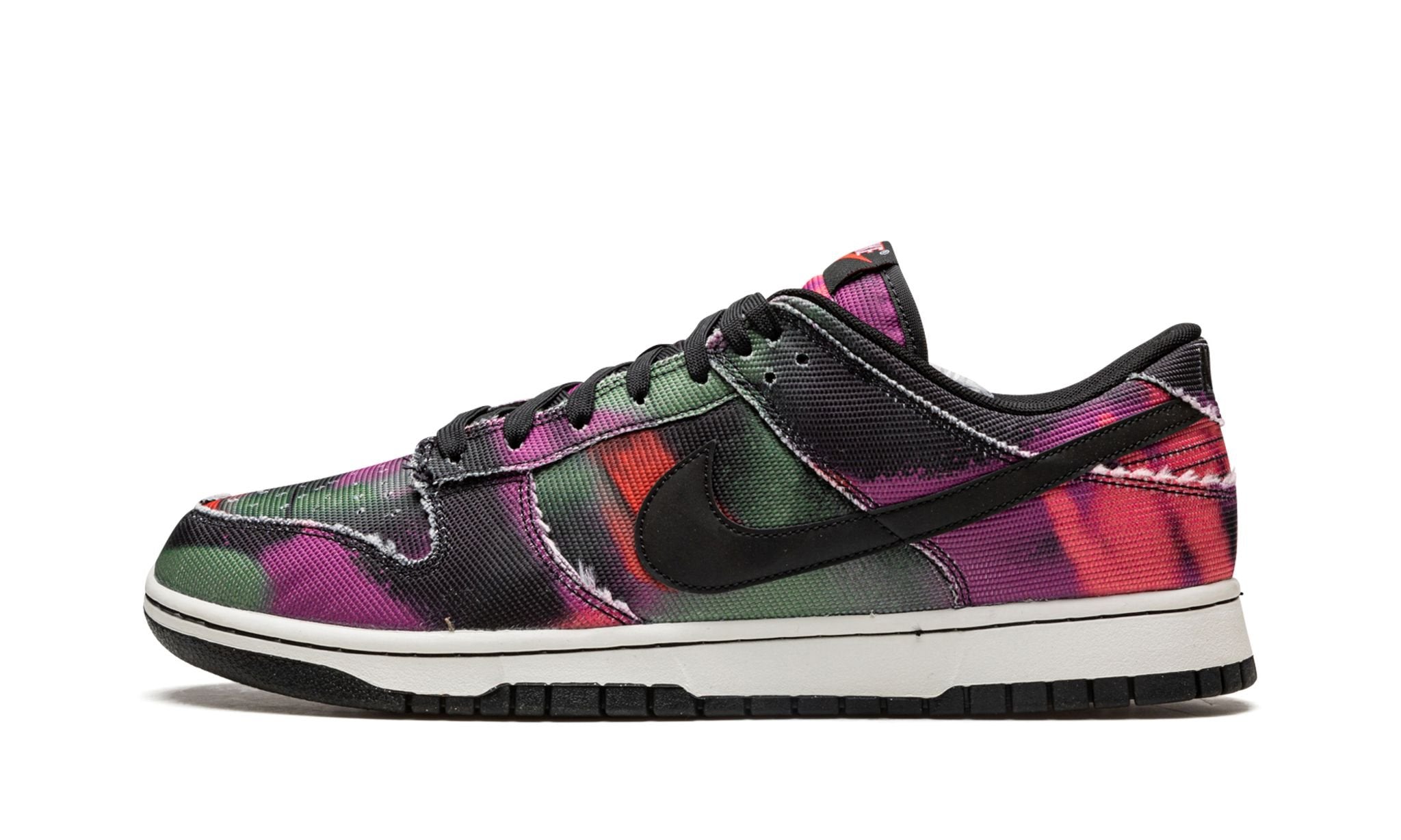 Dunk LOW GRAFFITI