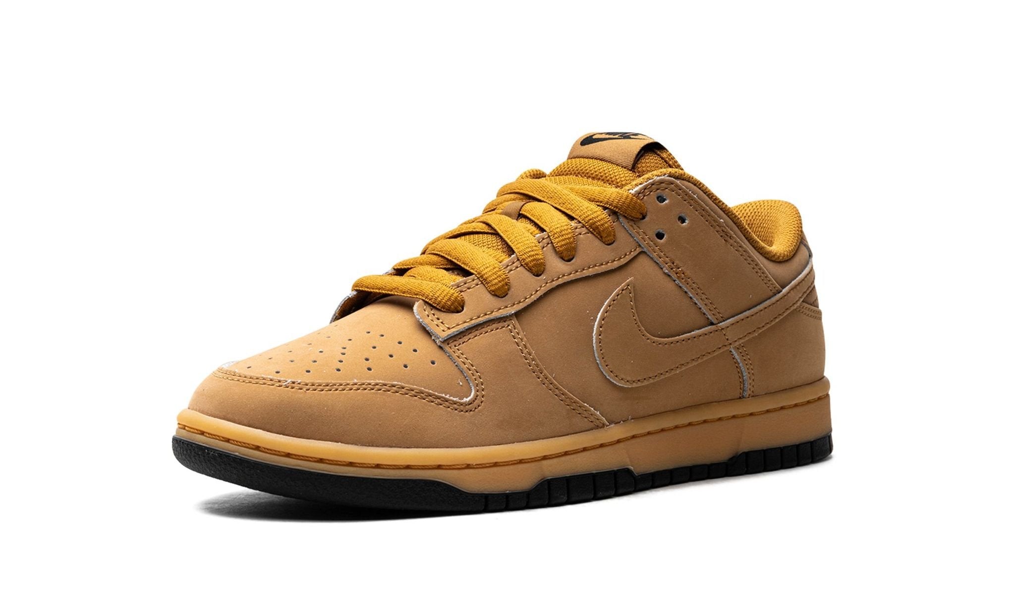 Dunk Low SE 'Wheat'