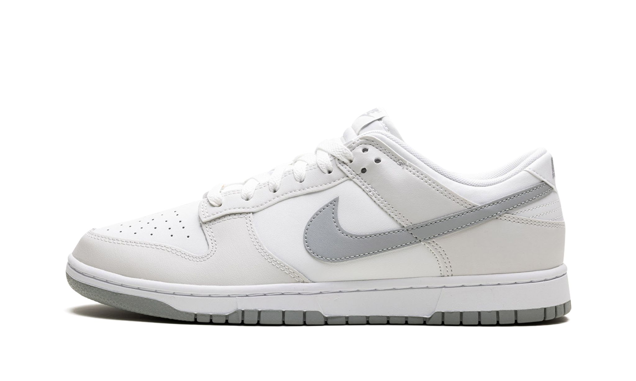 Dunk Low 'Summit White Light Smoke Grey'