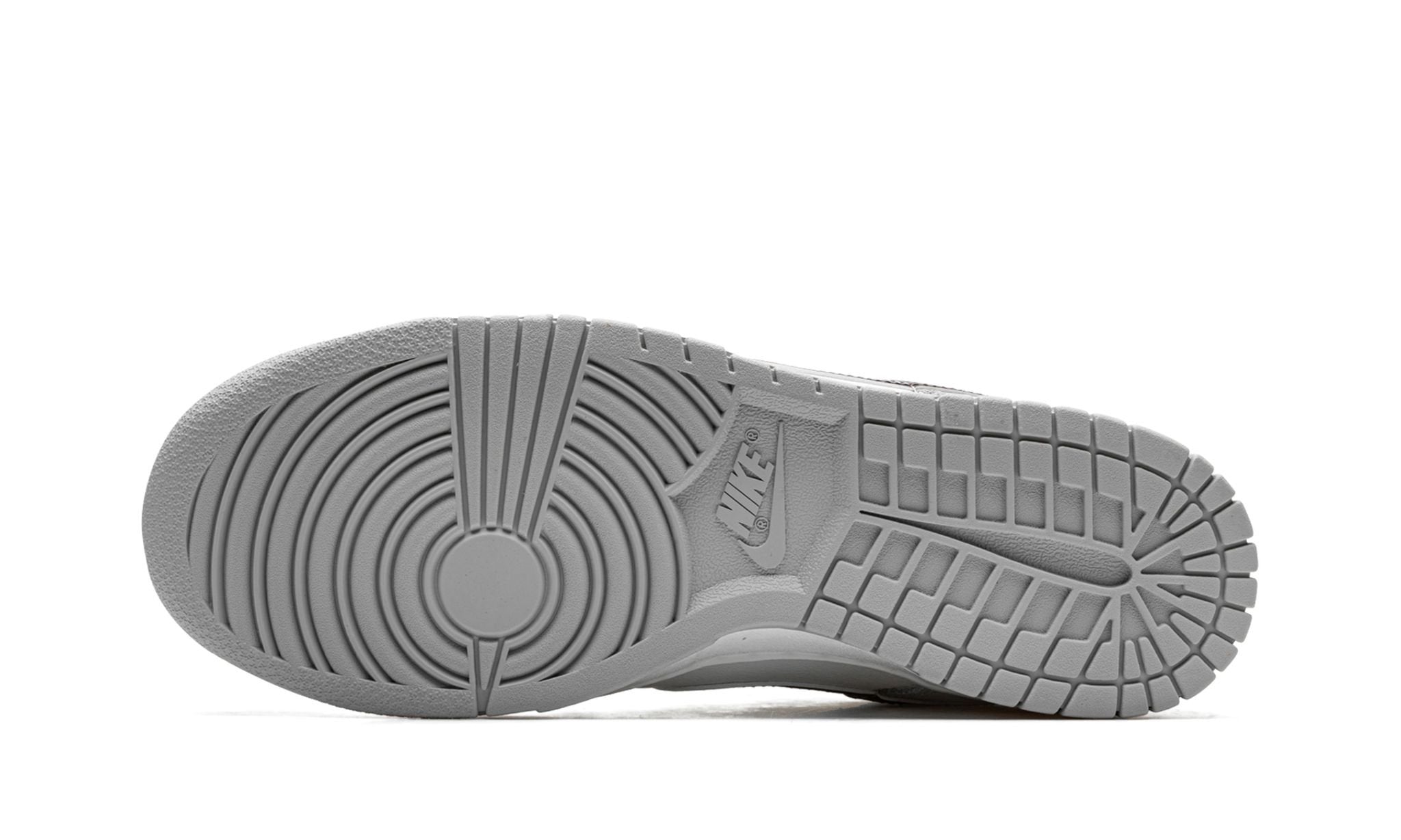 Dunk Low SE "Lottery Pack - Grey"