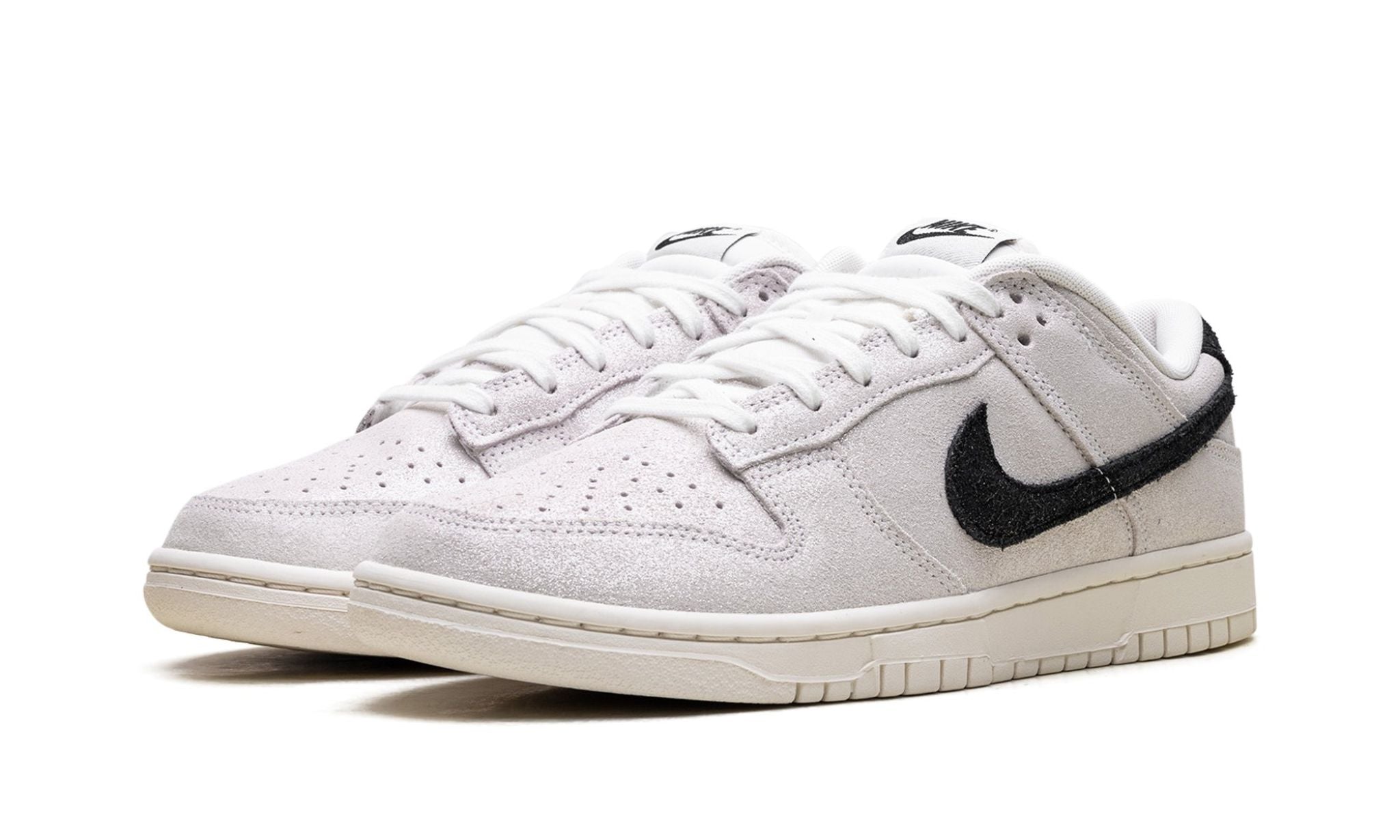 Wmns Dunk Low SE 'White Glittery Suede'
