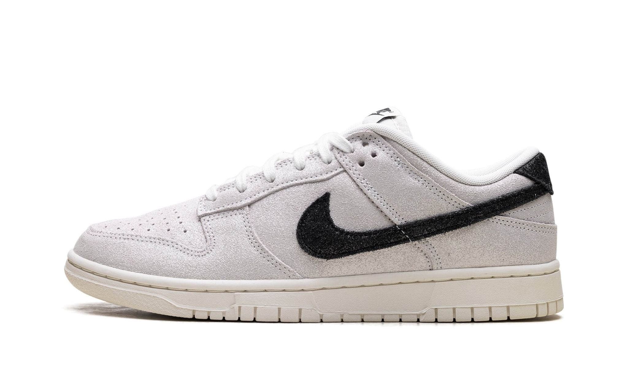 Wmns Dunk Low SE 'White Glittery Suede'