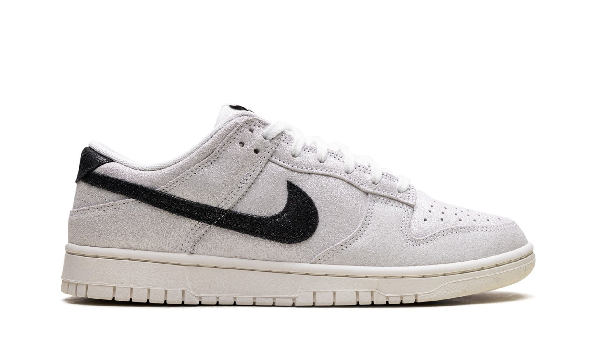 Wmns Dunk Low SE 'White Glittery Suede'