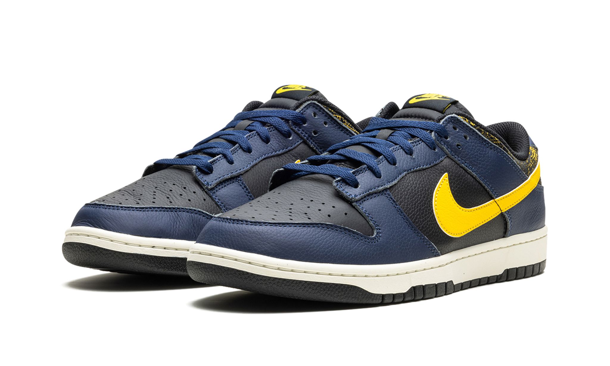 Dunk Low 'Vintage Michigan'