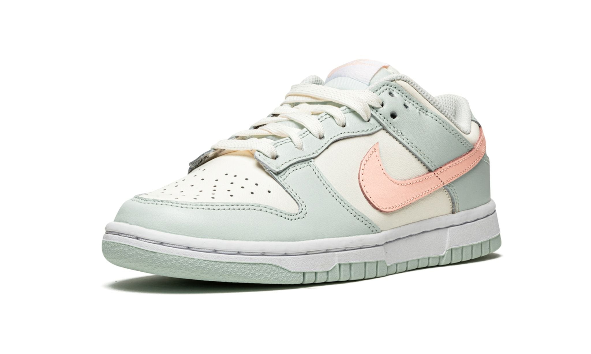Dunk Low Wmns Barely Green