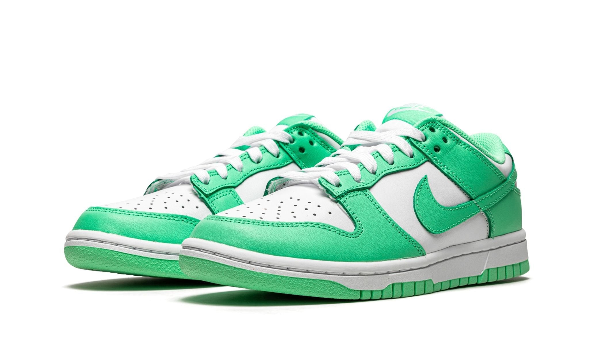 Wmns Dunk Low Green Glow