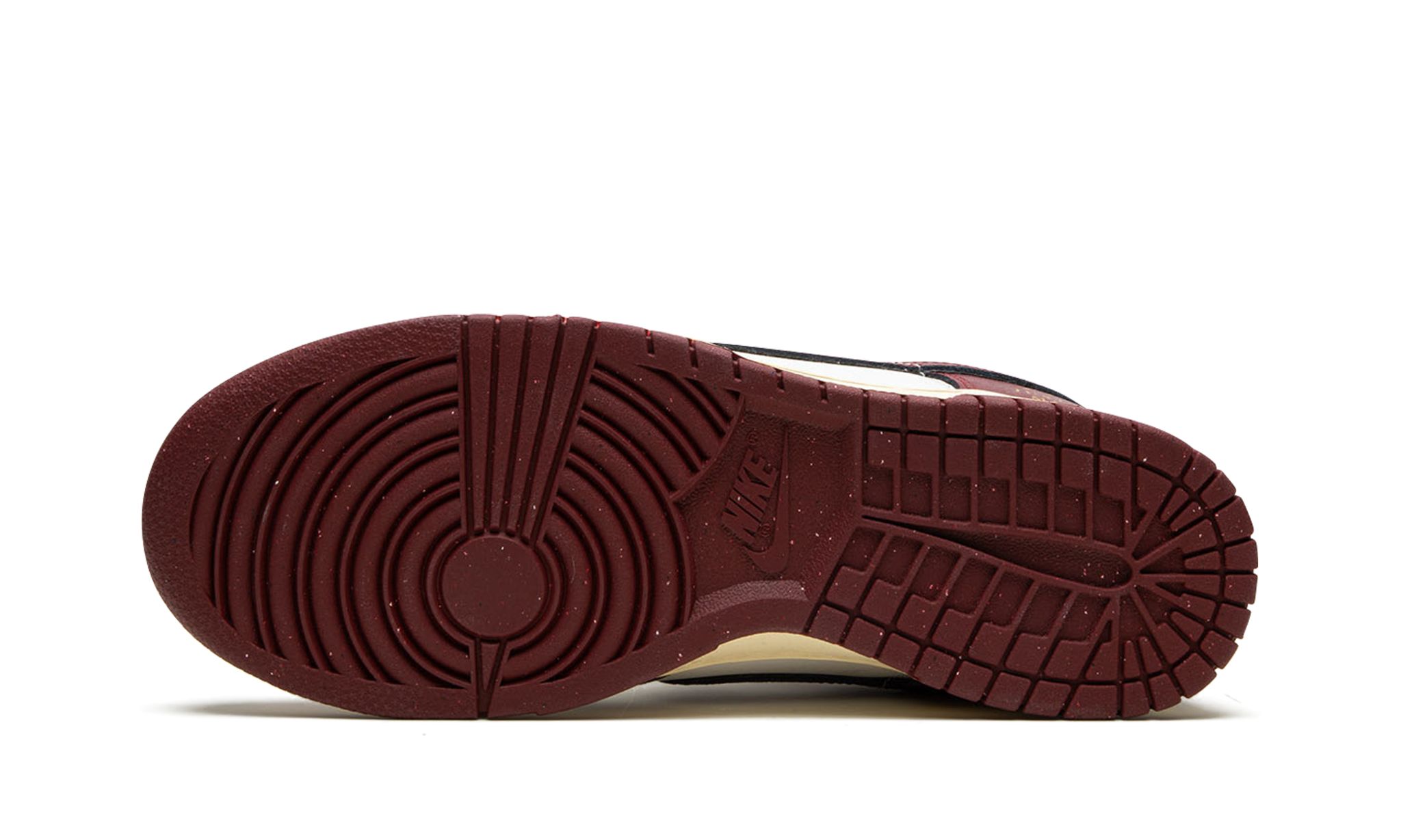 Dunk Low SE Sisterhood Team Red