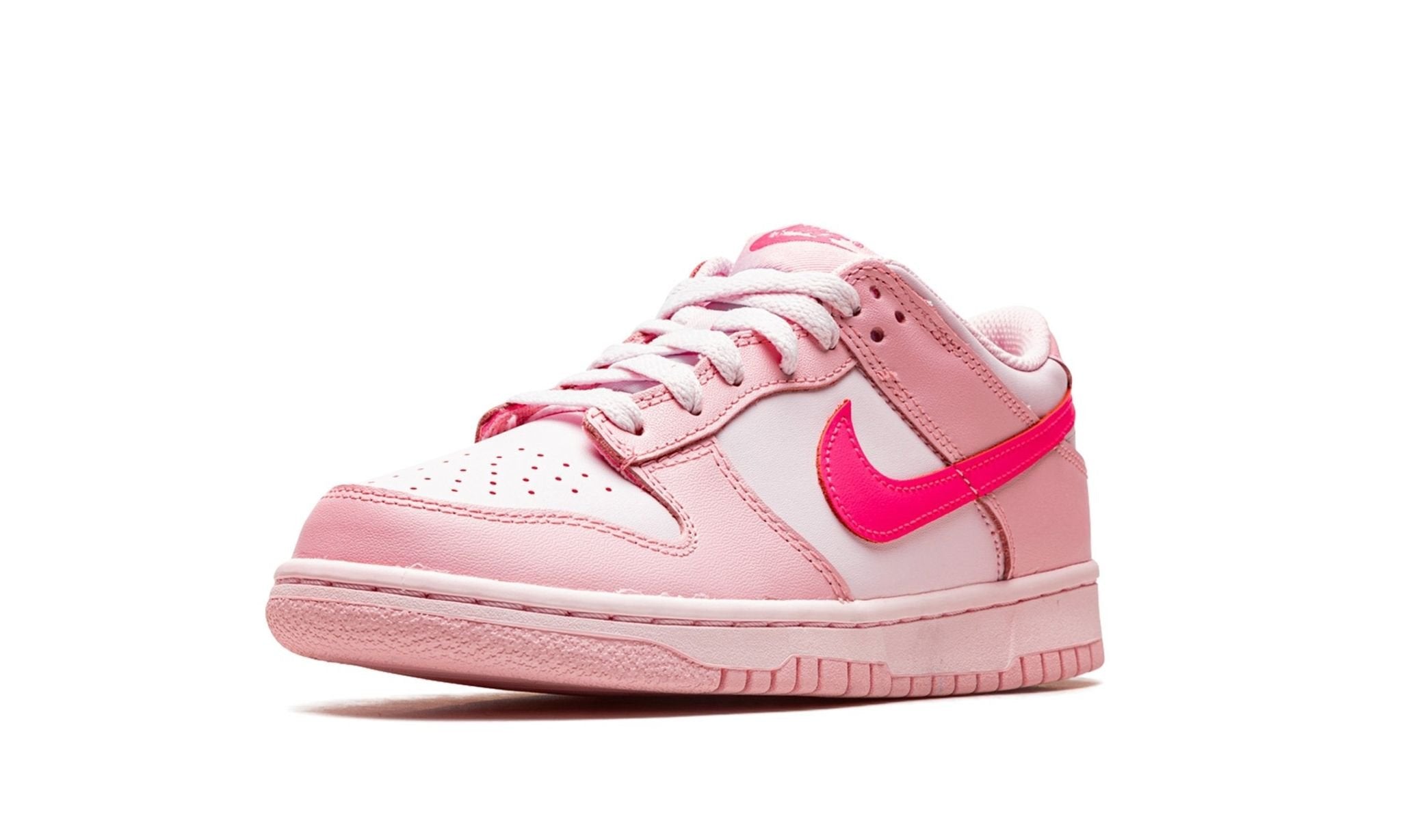 Dunk Low GS Triple Pink