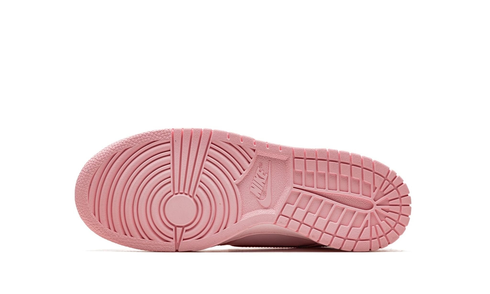 Dunk Low GS Triple Pink