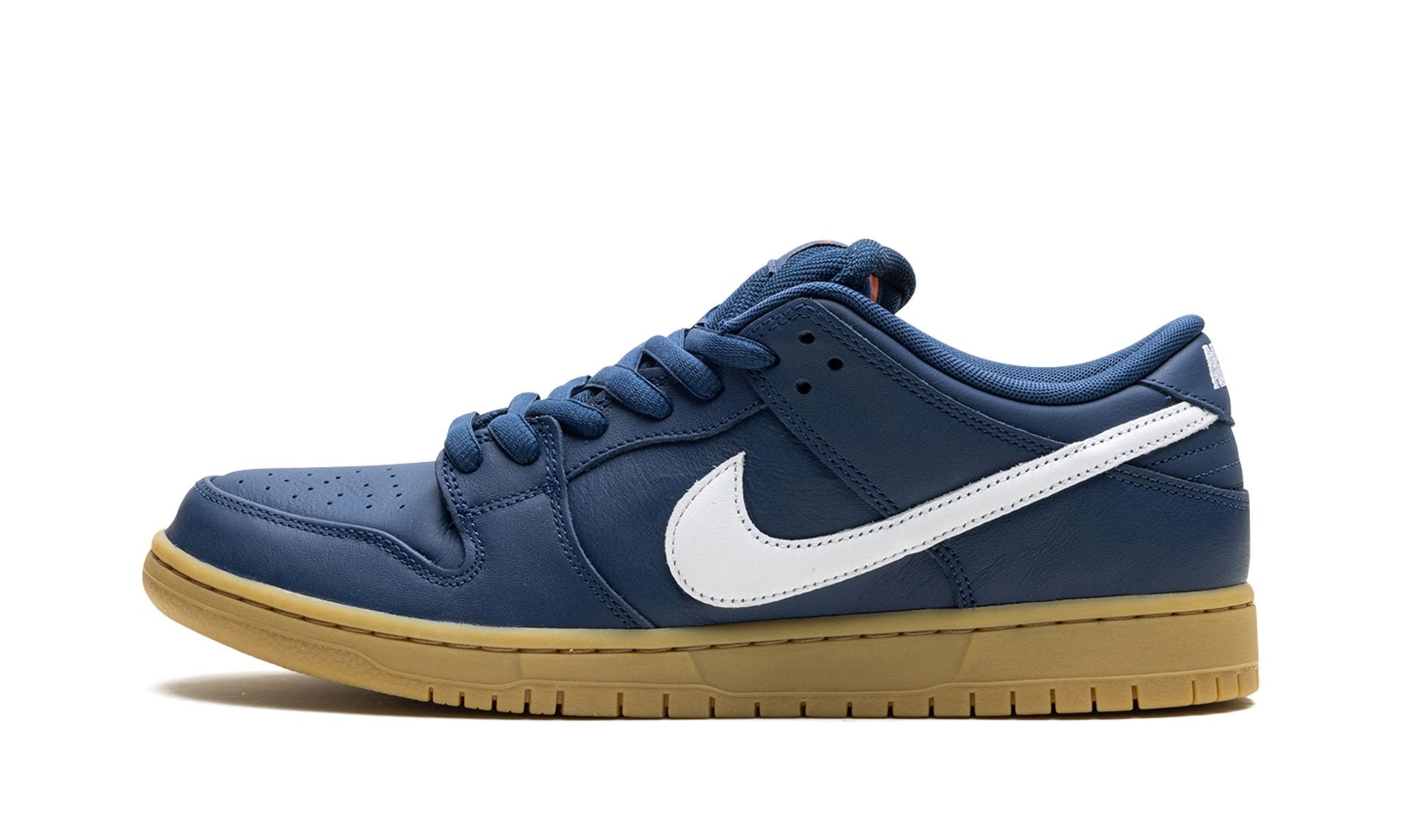 Dunk Low Pro SB 'Navy Gum'