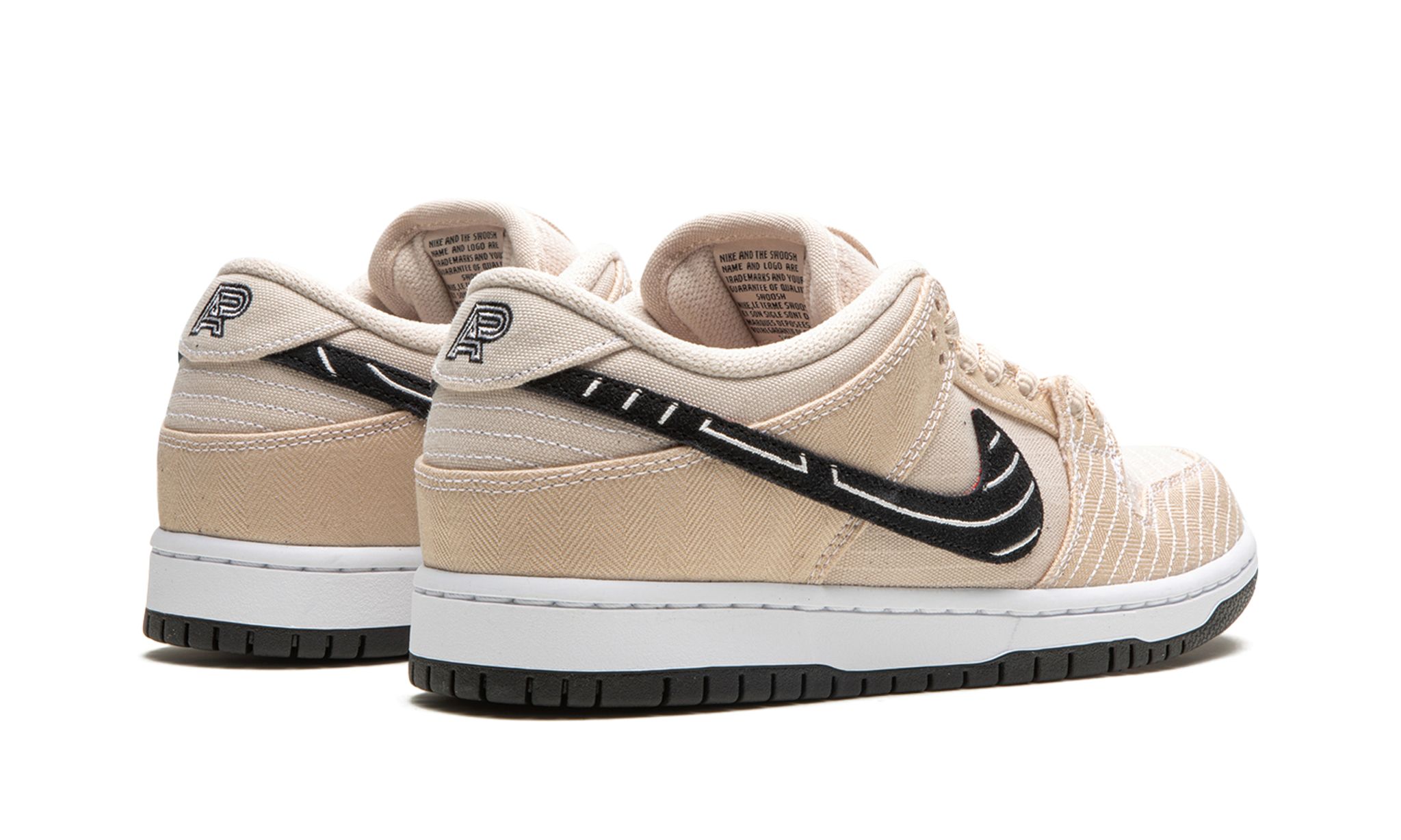 SB Dunk Low X Albino  Preto Pearl White