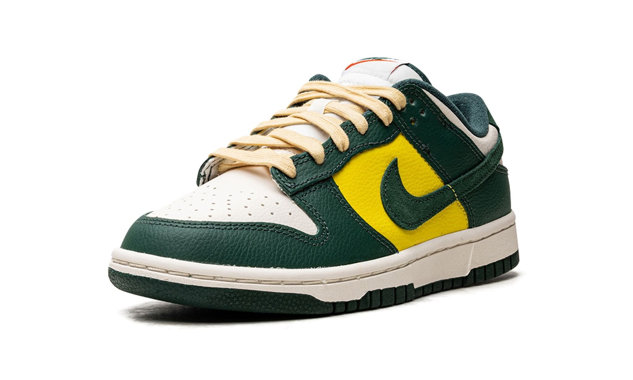 WMNS Dunk Low SE Noble Green
