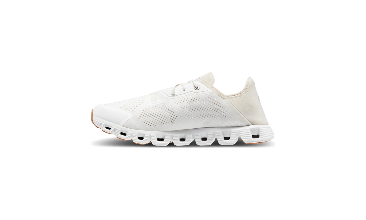 ON Cloud 5 Coast 'Undyed White Pearl' - Guerdon Kicks -
